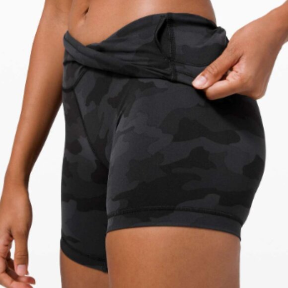 Camo Lululemon Wunder Train Short 6" | NWOT - Picture 2 of 7